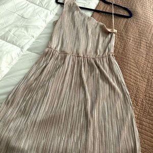 Express X Rachel Roy Gold Metallic One Shoulder Maxi Dress Pleated Sz Medium